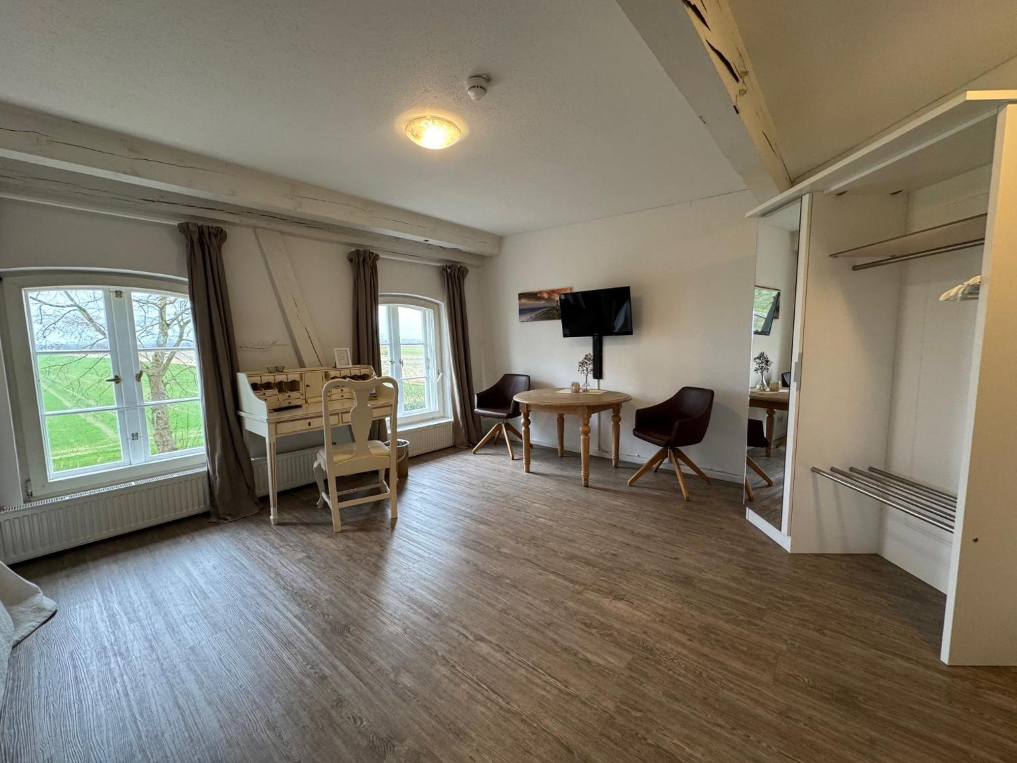 Landsitzhotel Und Seminarium Peterhof Hodorf Kültér fotó