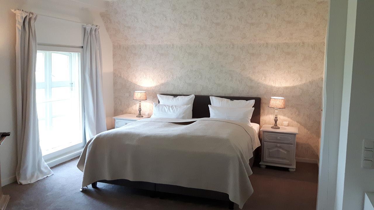 Landsitzhotel Und Seminarium Peterhof Hodorf Kültér fotó
